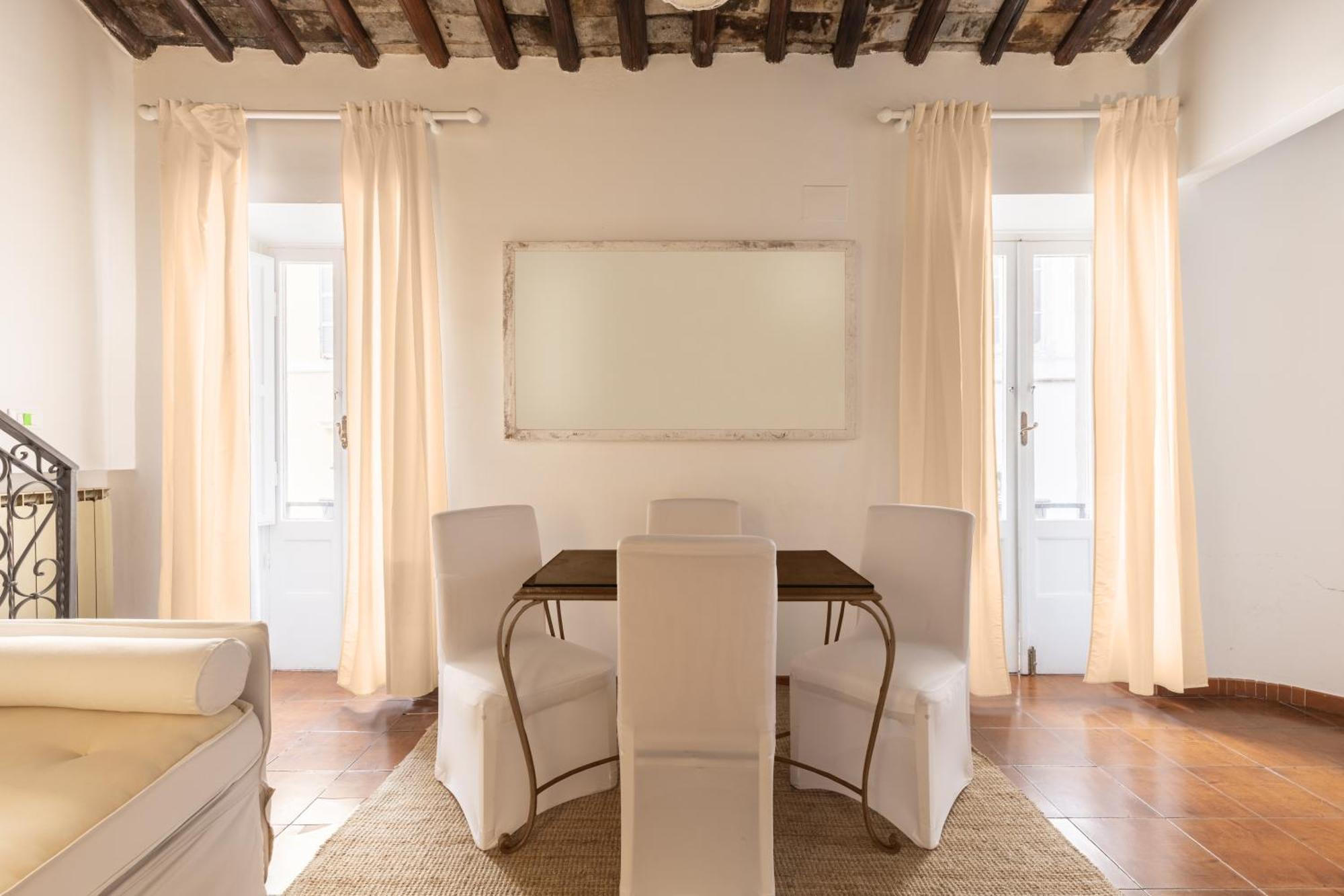 Appartamento Piazza Navona Loft For 7 People
